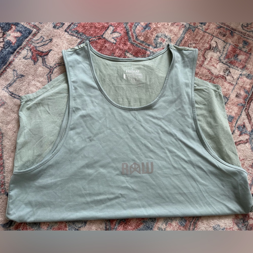 Rawgear workout tank- new without tags